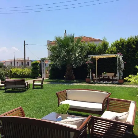 Cunda Vrodi Otel Hotel