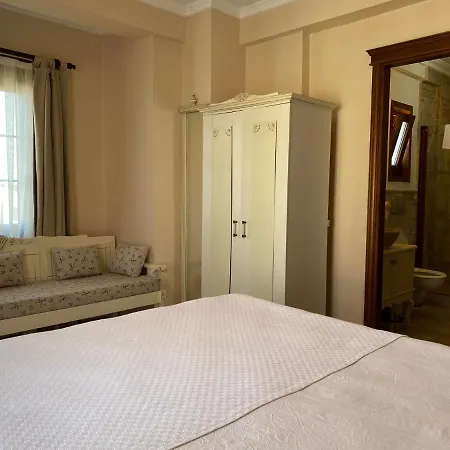 Hotel Cunda Vrodi Otel