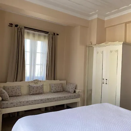 Hotel Cunda Vrodi Otel