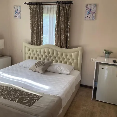 Cunda Vrodi Otel Ayvalik