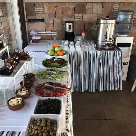 Cunda Vrodi Otel 호텔 Ayvalı