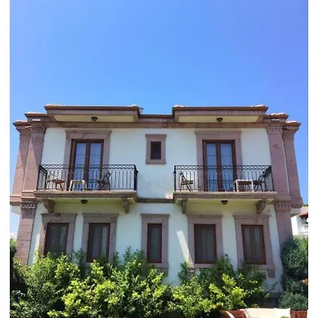 Cunda Vrodi Otel Ayvalı